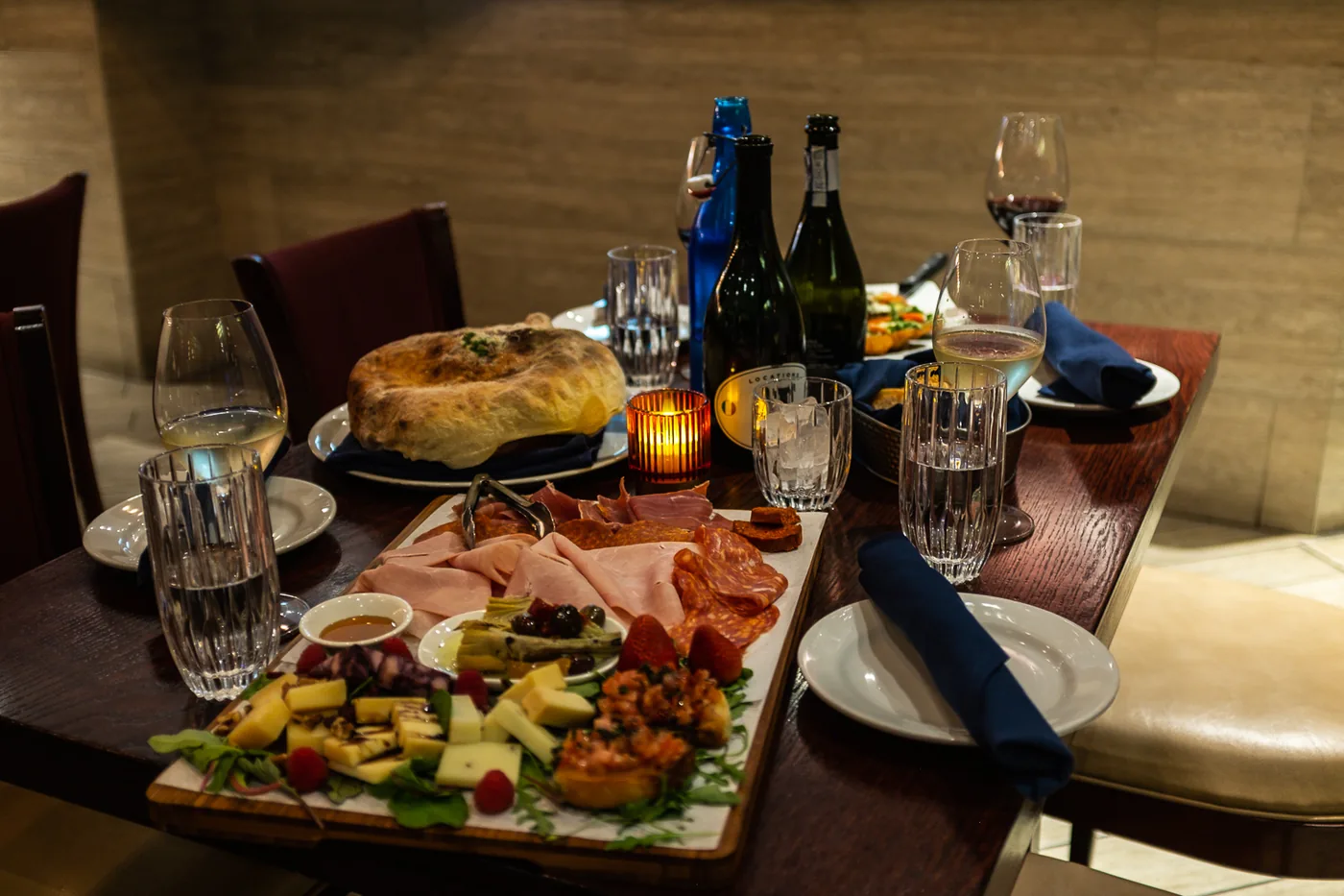 Tagliere Misto Milano charcuterie board on the table